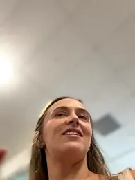 lunagirl13 stripchat stream image