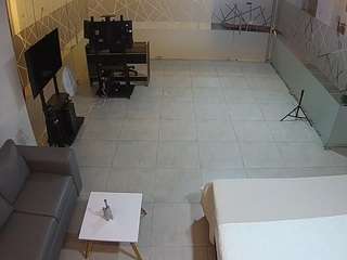 voyeurcam-jb-office-2 camsoda stream image