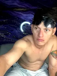 Zara_cum69 stripchat stream image