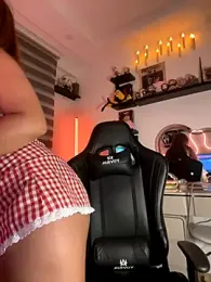 crystal_bunny7 stripchat stream image