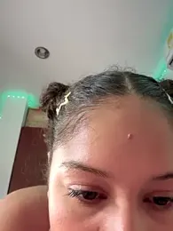 Shara_dreams stripchat stream image