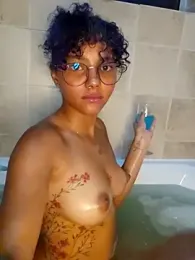 Cherry_kat stripchat stream image