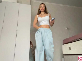 diffgirls1-1 bongacams stream image