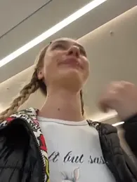 Lia__Love stripchat stream image