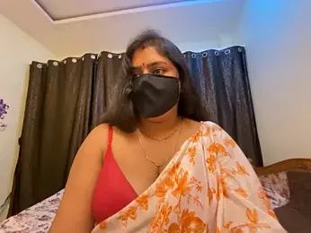 LouleyRanii stripchat stream image