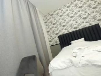 ehotlovea chaturbate stream image