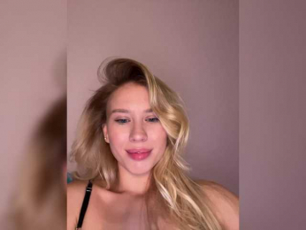 Sunlovv bongacams stream image