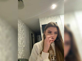 SweetyMia bongacams stream image