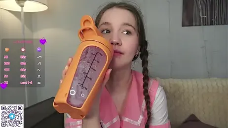 AmiLewis stripchat stream image