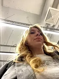 Sweet___Emily stripchat stream image