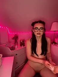 AdelinaAlia stripchat stream image