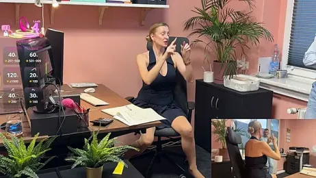 legsLONG stripchat stream image