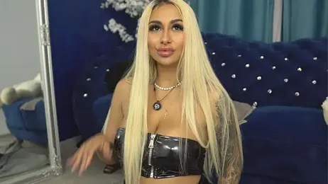 GoldenAmber stripchat stream image