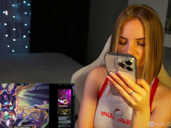AliceCost bongacams stream image