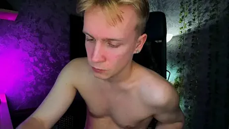 AlexxSweet stripchat stream image