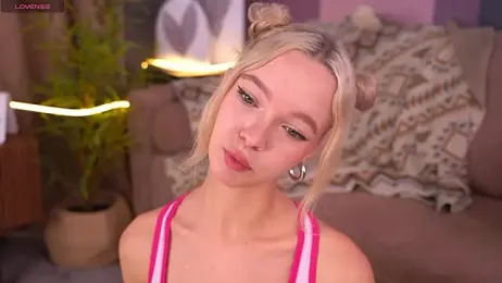 TastyTiffy stripchat stream image