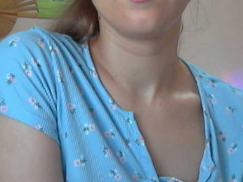 Lolakisss bongacams stream image