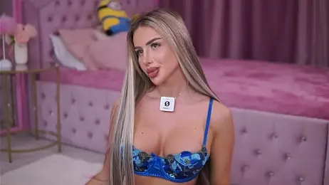 AshleySinn stripchat stream image