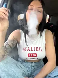 JulliaVegas stripchat stream image