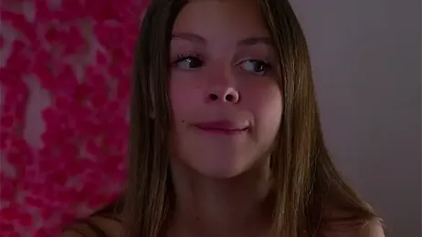 KarinBates stripchat stream image