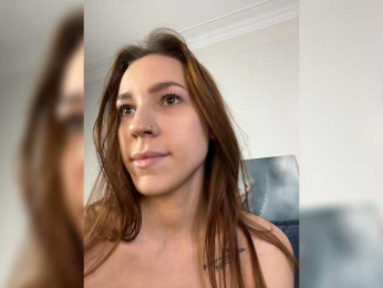 avolood bongacams stream image