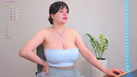 LovlyBambi stripchat stream image