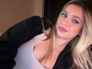 Maci Reynolds flirt4free stream image