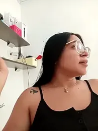 -VICKKY stripchat stream image