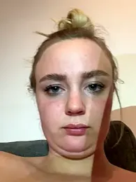 CherryEmmy stripchat stream image