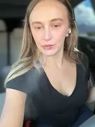 lunagirl13 stripchat stream image