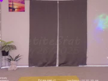 petitebrat chaturbate stream image