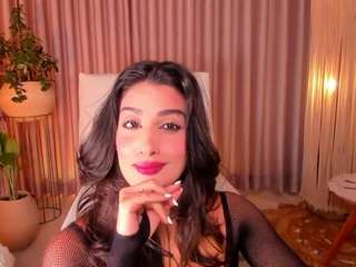 daphne-walton camsoda stream image