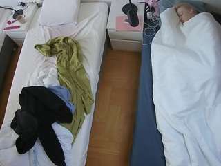 voyeurcam-julmodels-bed-5 camsoda stream image