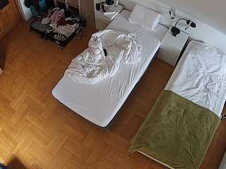 voyeurcam-julmodels-bed-7 camsoda stream image