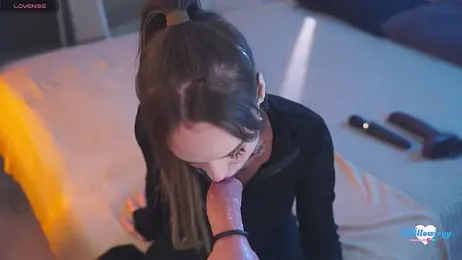 Bllowjoyy stripchat stream image