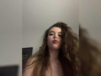 YourLadyyy bongacams stream image