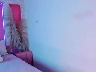 emyliesander camsoda stream image