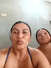 Horny-Mommy-Dirty stripchat stream image