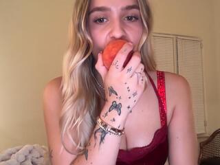 Maci Reynolds flirt4free stream image