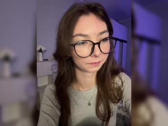 ShyAlya bongacams stream image