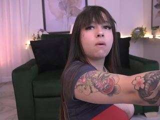 zoe-cruz21 camsoda stream image