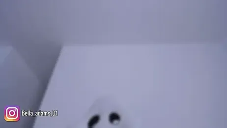 bella_adams_ stripchat stream image