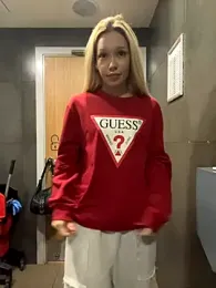 babydolll stripchat stream image