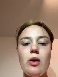 CherryEmmy stripchat stream image