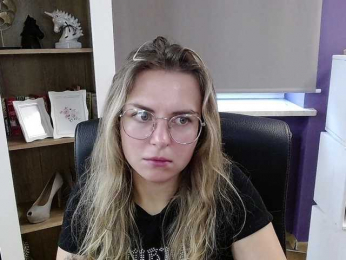 Soft-Zoey bongacams stream image