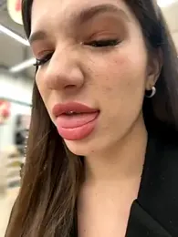 shy_priincess stripchat stream image