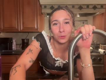 graceyrose chaturbate stream image