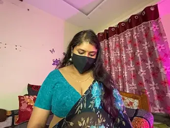 LouleyRanii stripchat stream image