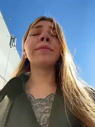 Sunny___Bunny stripchat stream image