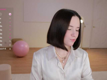 MissEssie bongacams stream image